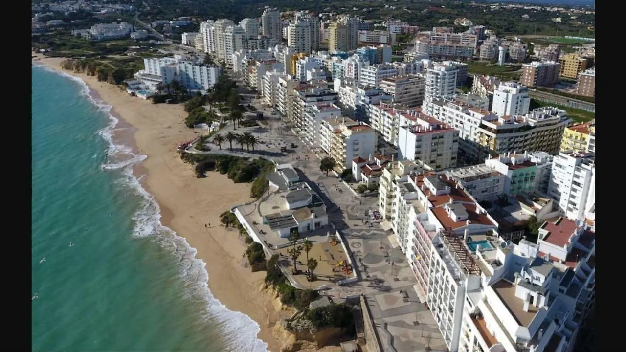 Quiet Apartment Overlooking The Swimming Pool Armacao de Pera Portugal