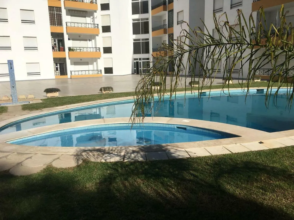 Quiet Apartment Overlooking The Swimming Pool Armacao de Pera Portugal